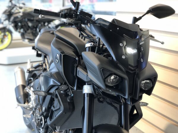 Yamaha MT-10 Motorcykel model 2020