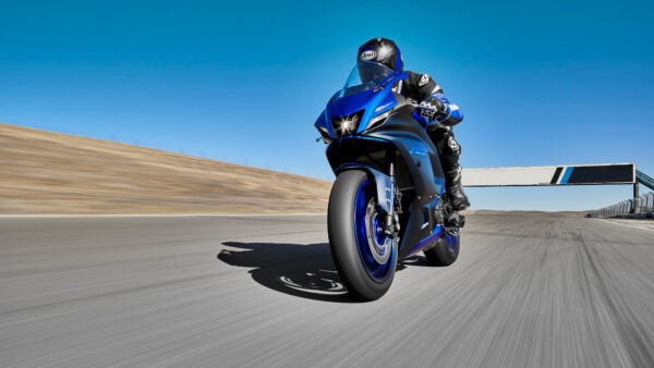 Yamaha YZF R7 Motorcykel 2023