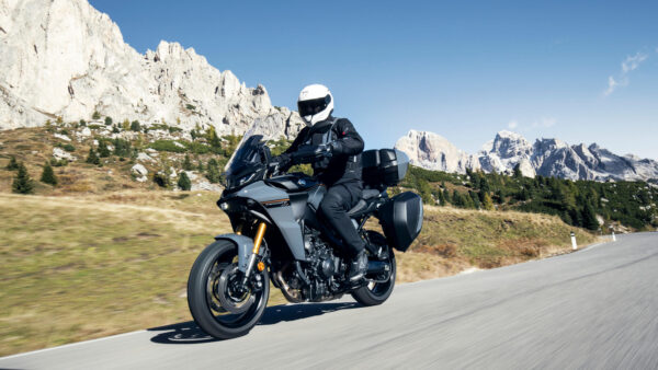 Yamaha Tracer 9 GT+ Motorcykel model 2023