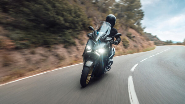 Yamaha X-MAX 300 Tech Max motorcykel 2023