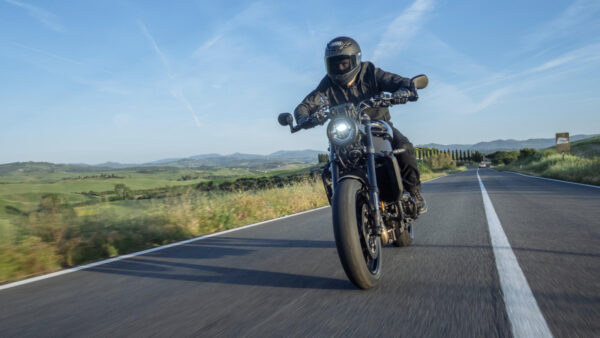Yamaha XSR 900 Motorcykel model 2023